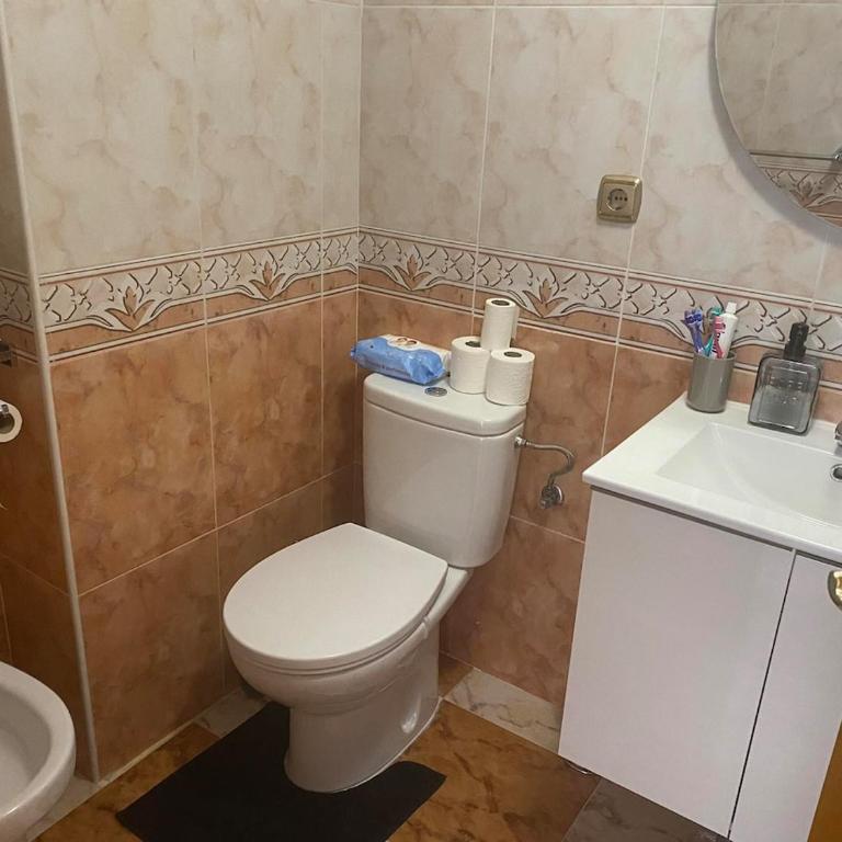 Appartement cosy proche de toute commodité et de la mer - Apartamento de 2 dormitorios con vistas a la piscina - 22
