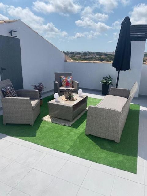 Appartement cosy proche de toute commodité et de la mer - Apartamento de 2 dormitorios con vistas a la piscina - 38