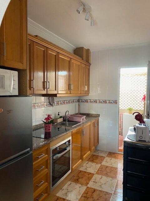 Appartement cosy proche de toute commodité et de la mer - Apartamento de 2 dormitorios con vistas a la piscina - 16