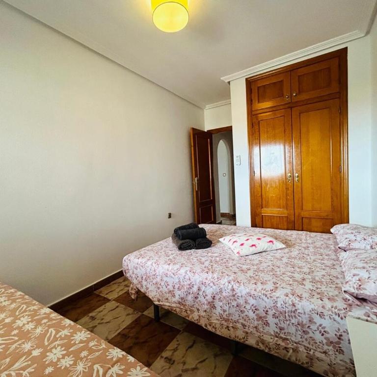 Appartement cosy proche de toute commodité et de la mer - Apartamento de 2 dormitorios con vistas a la piscina - 34