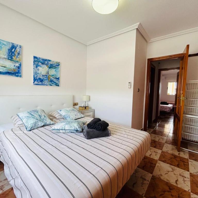 Appartement cosy proche de toute commodité et de la mer - Apartamento de 2 dormitorios con vistas a la piscina - 30