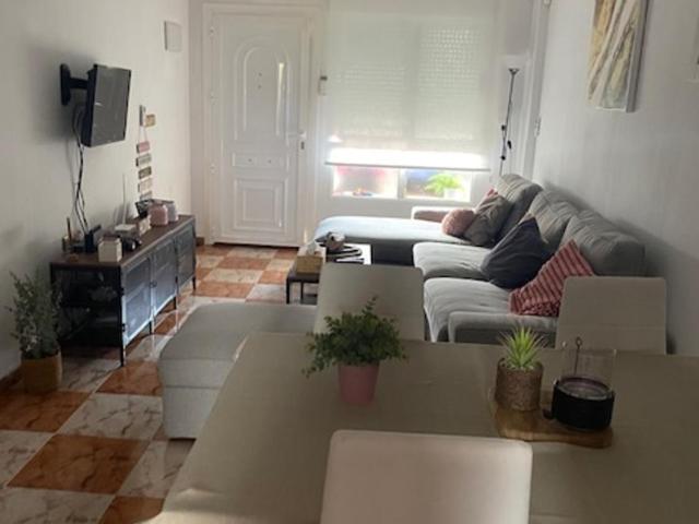 Appartement cosy proche de toute commodité et de la mer - Apartamento de 2 dormitorios con vistas a la piscina - 15
