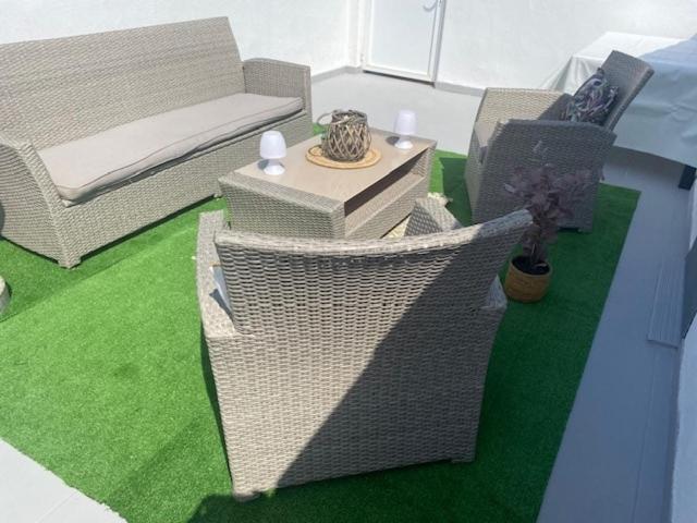 Appartement cosy proche de toute commodité et de la mer - Apartamento de 2 dormitorios con vistas a la piscina - 40