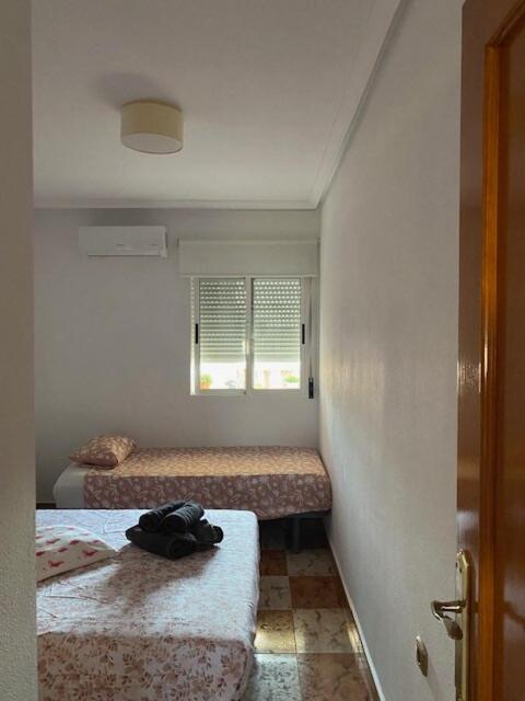Appartement cosy proche de toute commodité et de la mer - Apartamento de 2 dormitorios con vistas a la piscina - 31