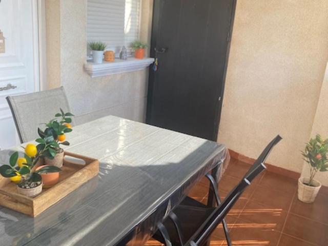 Appartement cosy proche de toute commodité et de la mer - Apartamento de 2 dormitorios con vistas a la piscina - 11