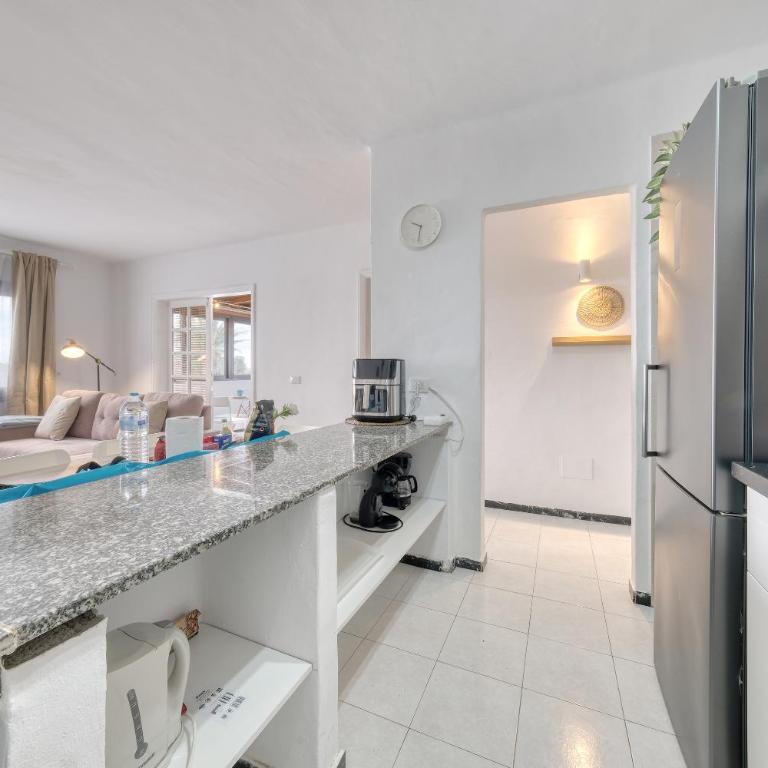 Casa Atassara - 500m to the Beach, Ping-Pong and Foosball By Lanzarote Vacation Homes - Apartamento de 2 dormitorios - 22