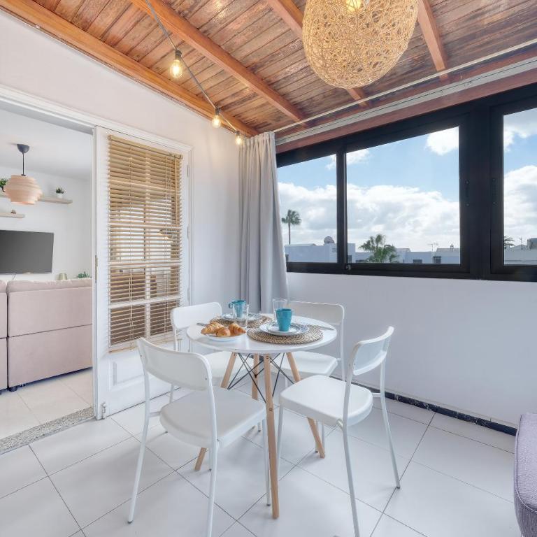 Casa Atassara - 500m to the Beach, Ping-Pong and Foosball By Lanzarote Vacation Homes - Apartamento de 2 dormitorios - 20