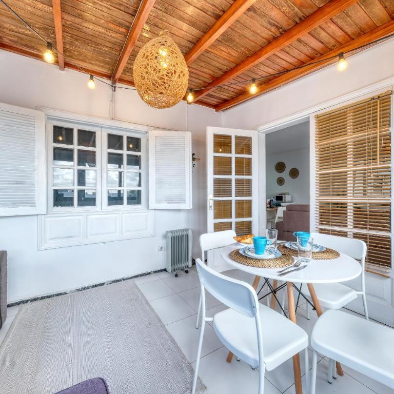 Casa Atassara - 500m to the Beach, Ping-Pong and Foosball By Lanzarote Vacation Homes - Apartamento de 2 dormitorios - 21