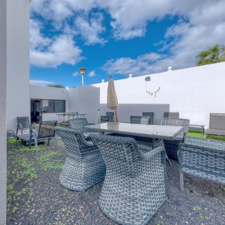 Casa Atassara - 500m to the Beach, Ping-Pong and Foosball By Lanzarote Vacation Homes - Apartamento de 2 dormitorios - 24