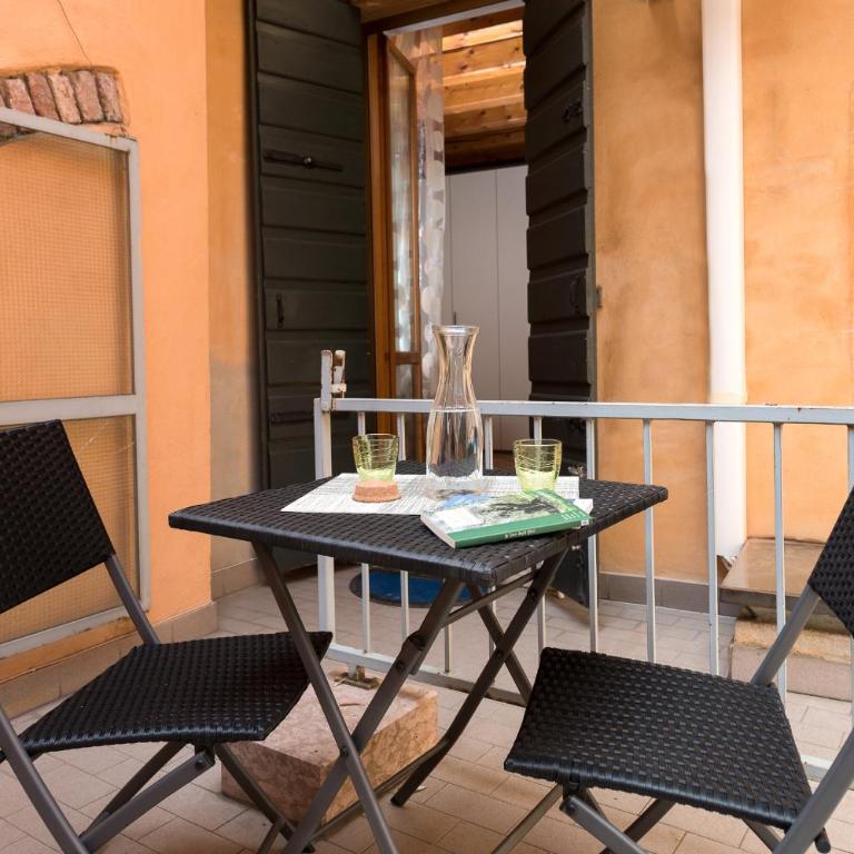 Dimore Verona - Apartment with Balcony - Dimora Leoni - via Leoni 15 - 1