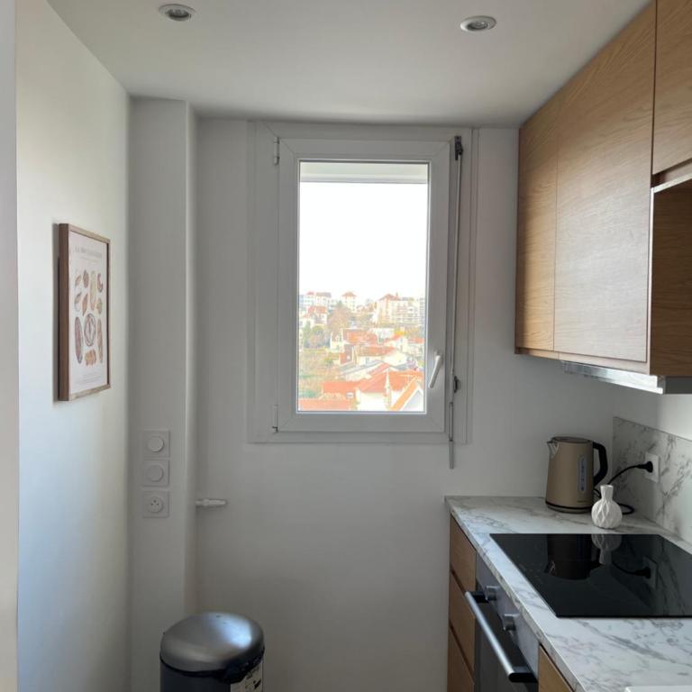 Bright apartment with panoramic views Dijon - Two-Bedroom Apartment - 21