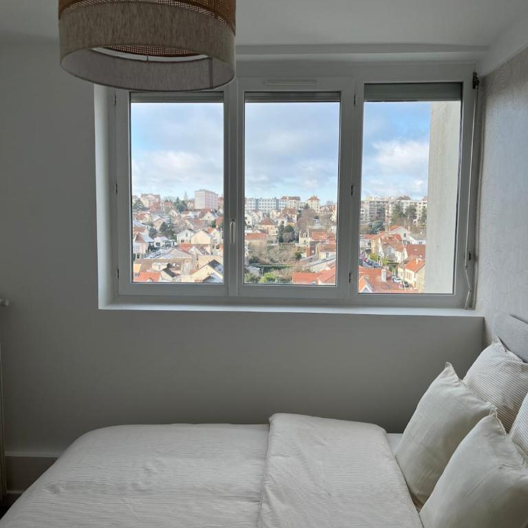 Bright apartment with panoramic views Dijon - Two-Bedroom Apartment - 26