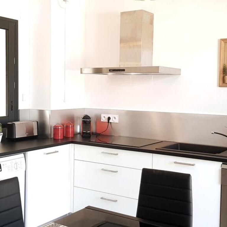 Appartamento In residenza per 46 persone con piscina - Appartamento - 17