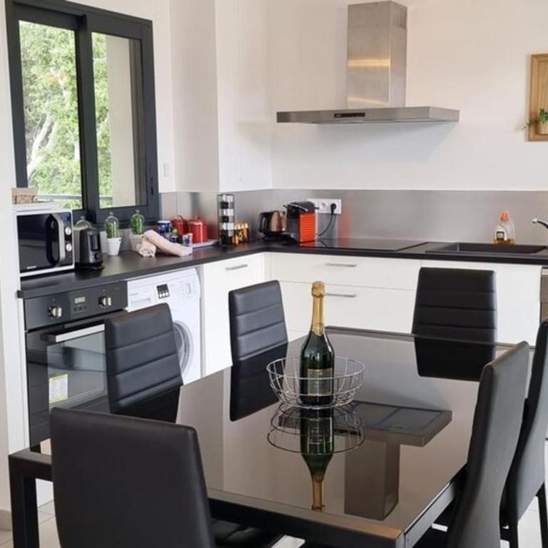 Appartamento In residenza per 46 persone con piscina - Appartamento - 20