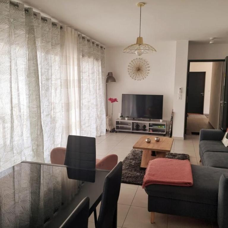 Appartamento In residenza per 46 persone con piscina - Appartamento - 18