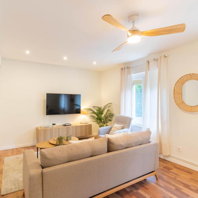 Amplio apartamento a 5 min del centro de Pamplona - Apartamento de 2 dormitorios - 21