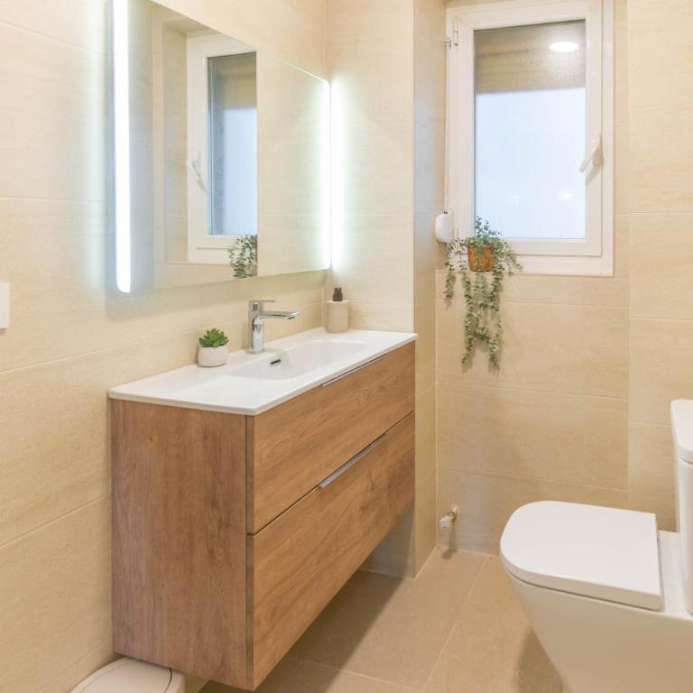 Amplio apartamento a 5 min del centro de Pamplona - Apartamento de 2 dormitorios - 30