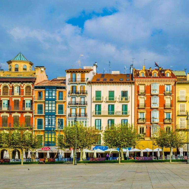 Amplio apartamento a 5 min del centro de Pamplona - Apartamento de 2 dormitorios - 46