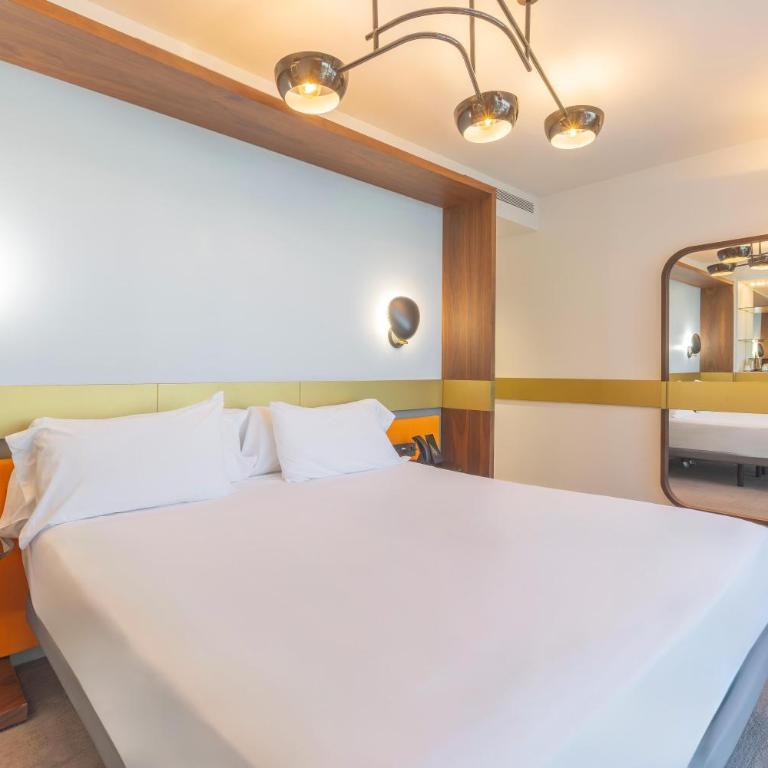 Soho Boutique Granada - Double Room with View - 10