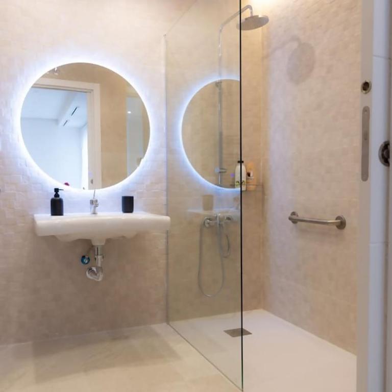 Genial estudio en Madrid castizo - Estudio Deluxe con cama grande - 5