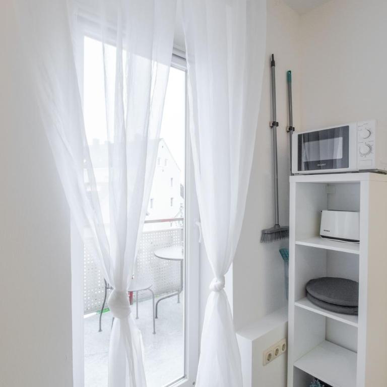 AugsburgLiving - Business- und Ferienapartments - Apartamento de 1 dormitorio con balcón - 5