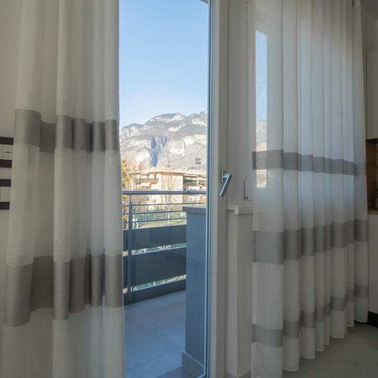 Alessia Living - Appartamento Deluxe con 3 Camere da Letto - 5