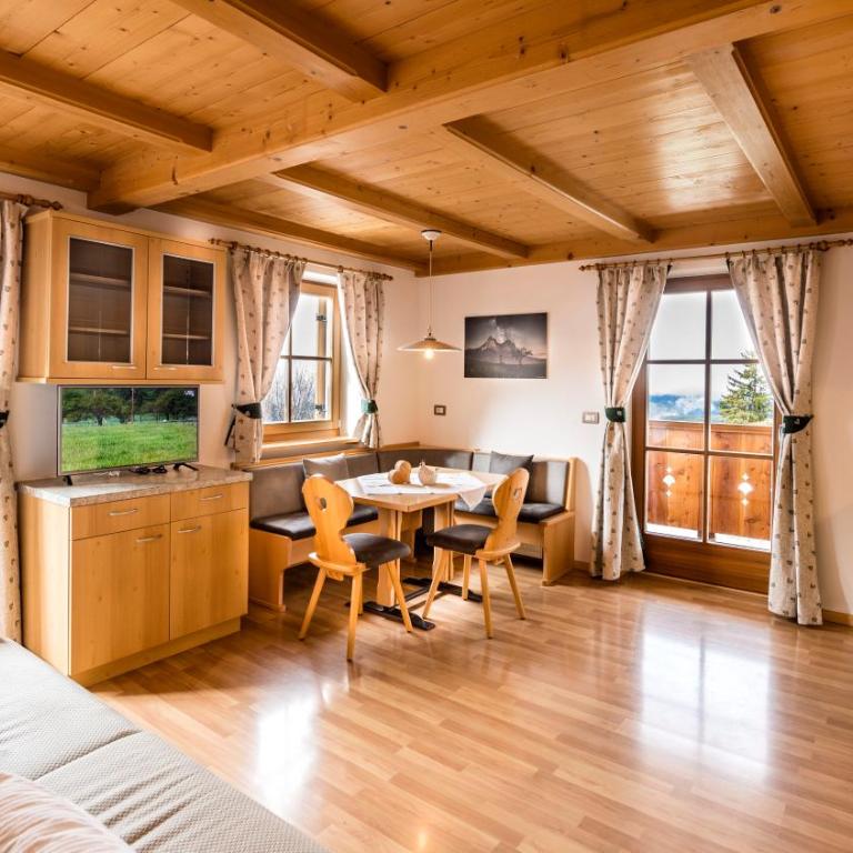 Triefer Hof - Appartamento con 1 Camera da Letto, Balcone e Vista Montagna - 2