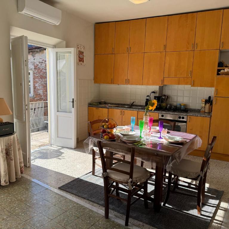 Casa Capolino - Appartamento con 2 Camere da Letto - 40