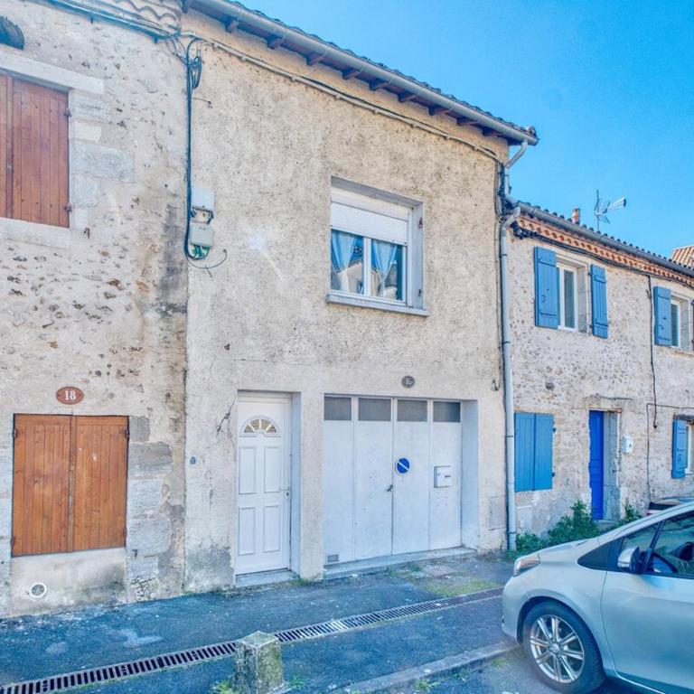 La terrasse de Georges, appartement climatisé. - Two-Bedroom Apartment with Terrace - 23