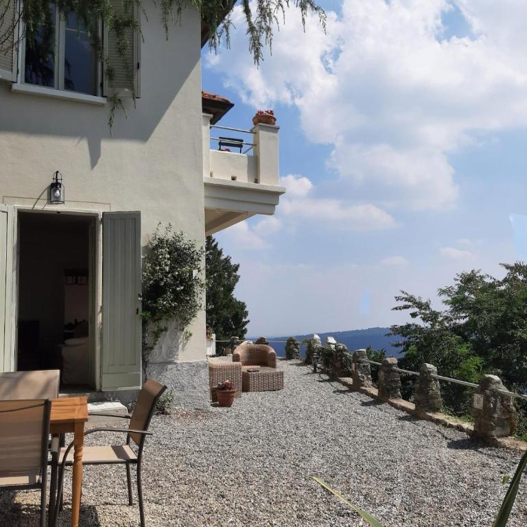 Villa Oreste, 4 bedroom period villa with view - Four-Bedroom House - 7