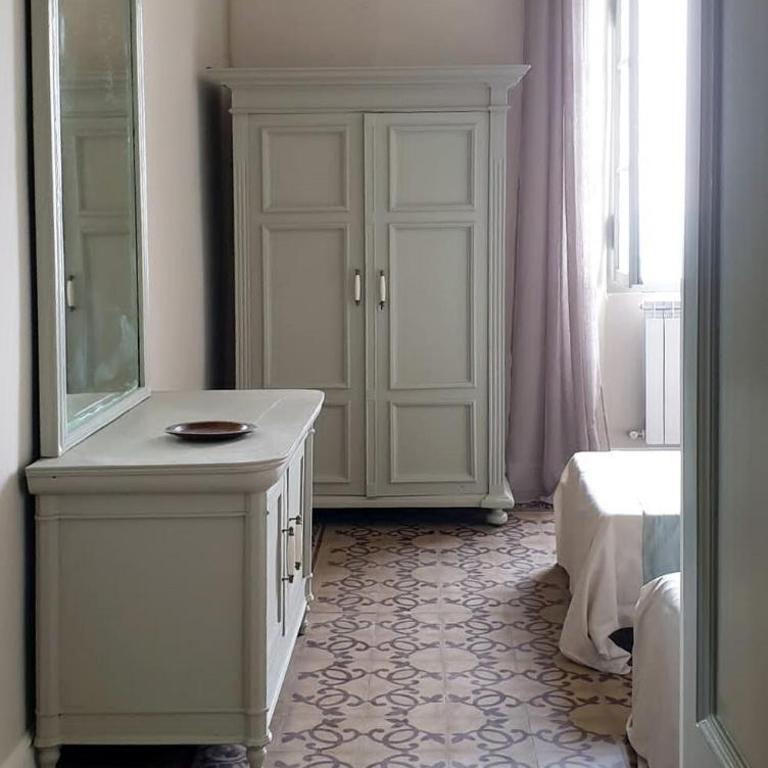 Villa Oreste, 4 bedroom period villa with view - Four-Bedroom House - 11