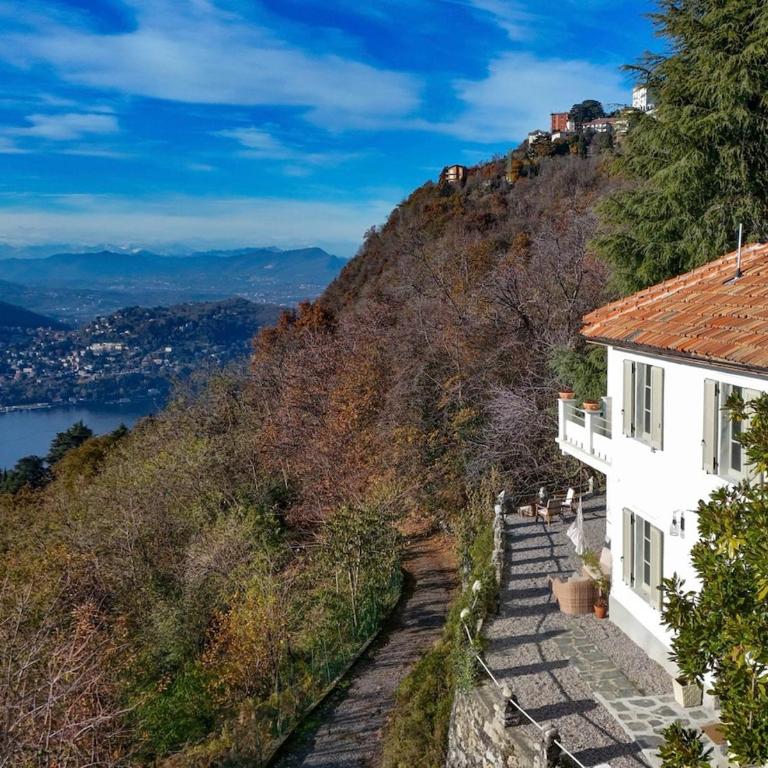 Villa Oreste, 4 bedroom period villa with view - Four-Bedroom House - 14