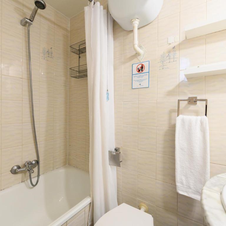 BMU9213 Piso de 1 dormitorio en Chamberí - One-Bedroom Apartment - 6