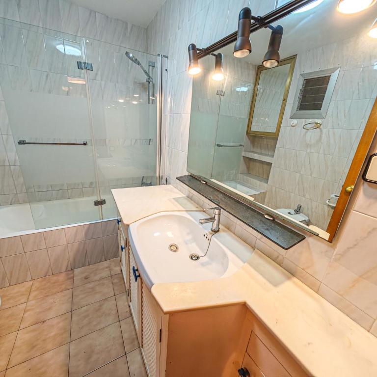 LITORAL COSTA DORADA Les Columnes - Only families - Apartment with Sea View - 15