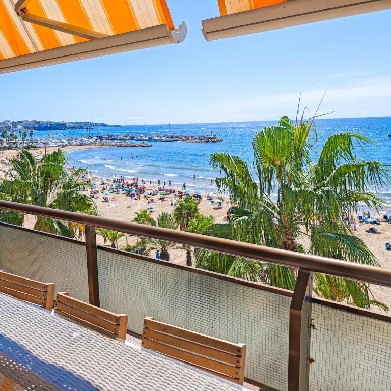 LITORAL COSTA DORADA Les Columnes - Only families - Apartment with Sea View - 38