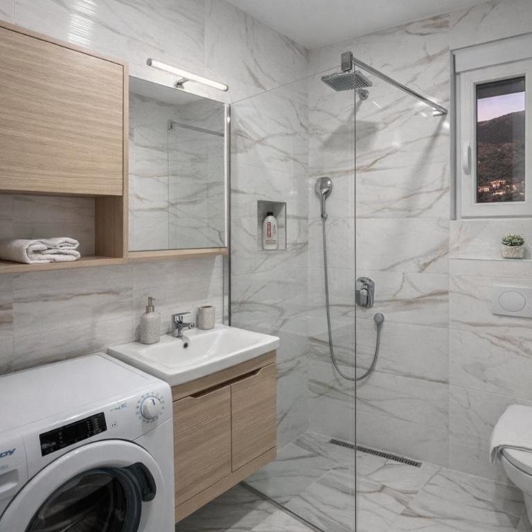 M&N Residence Tivat - Apartment with Sea View - 4