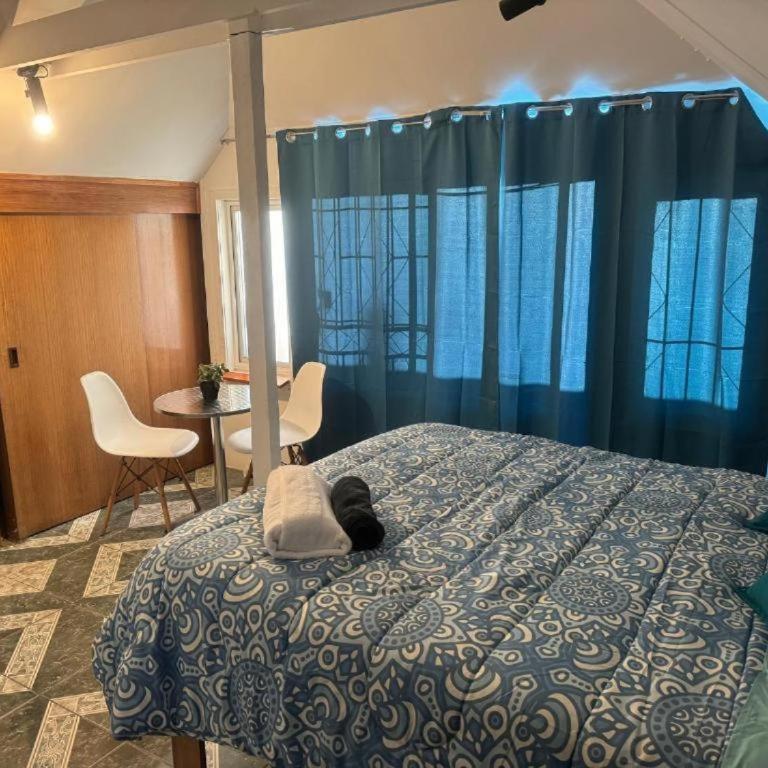 Hostal Gloria Home 6 Norte 983 - Family Room with Private Bathroom - 3