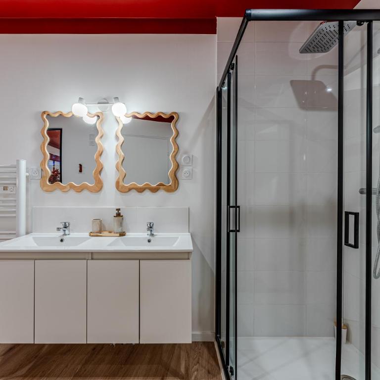 L'Écrin Rouge Escapade Romantique et Balnéo Privé - Apartment mit 1 Schlafzimmer - 19