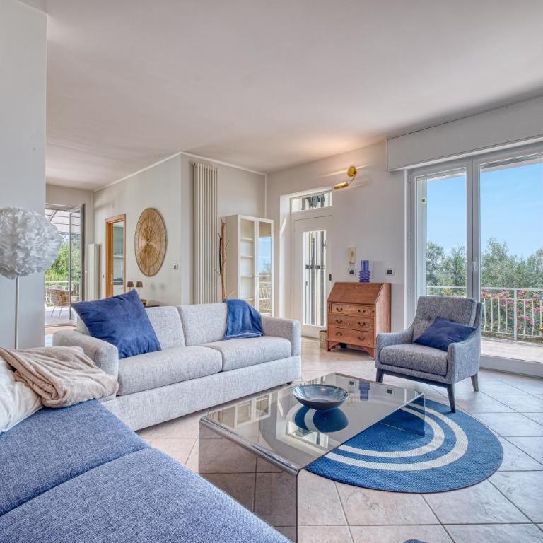 Villa Luce del Sol with Pool - Deluxe Two Bedroom Villa with Sea View - 12