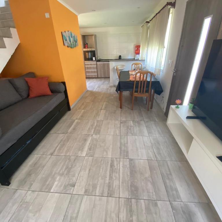 FloreSer - One-Bedroom House - 3