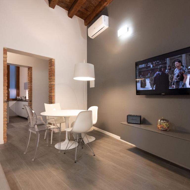 Verona House - One-Bedroom Apartment - 1