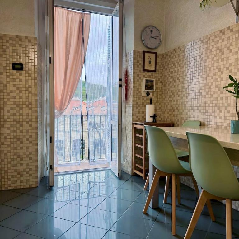 Spacious Home 8 Mins by Metro to City Center - Appartamento con 2 Camere da Letto - 10