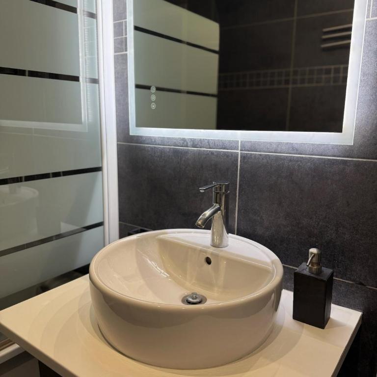 Parisian Stay 4 People - Marais Metro Center - Appartement 1 Chambre - 17