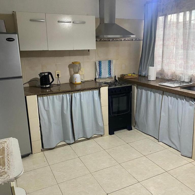 Apartamento grande cerca de la playa - Two-Bedroom House - 2