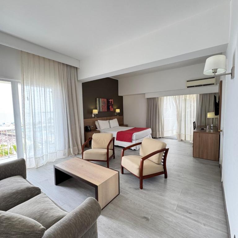 Hotel Antofagasta - Suite with Sea View - 3