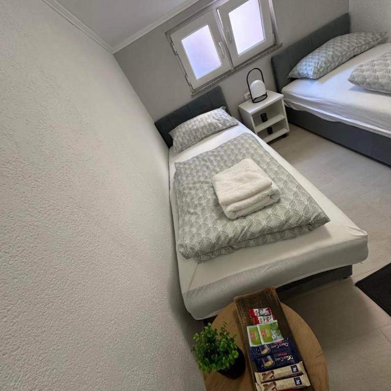 Mira Apartmani - One-Bedroom Apartment - 2