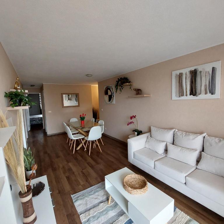 Departamento en la playa - Three-Bedroom Apartment - 7