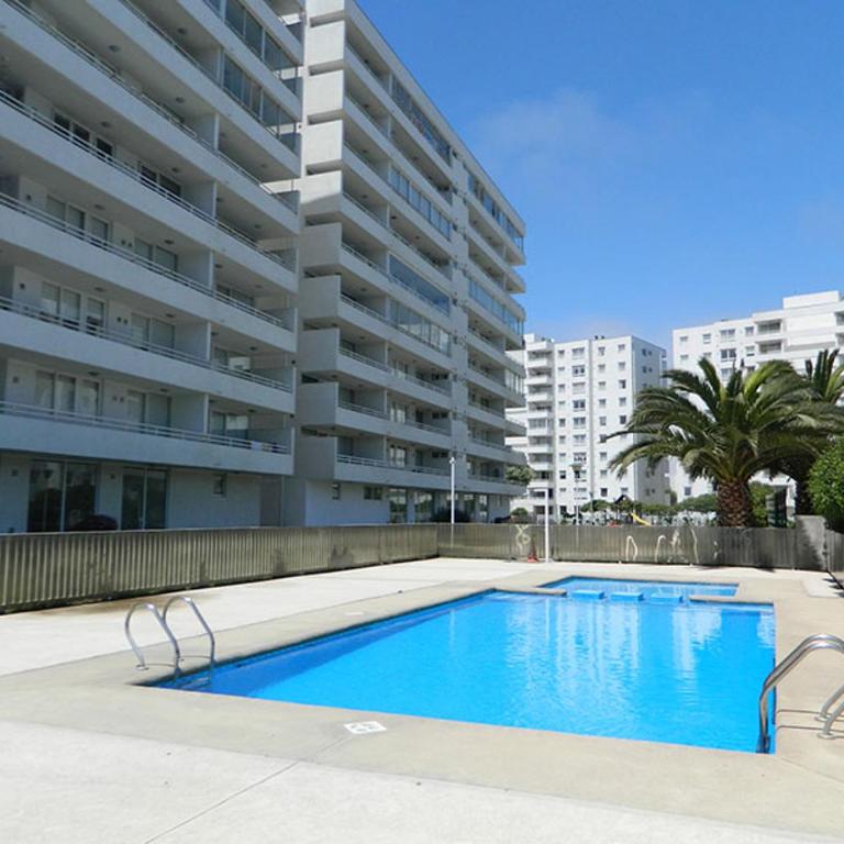 Departamento en la playa - Three-Bedroom Apartment - 11