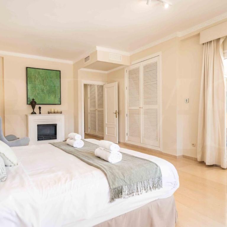 Luxury Sea View Villa with Pool & Terrace REMS - Villa - 9