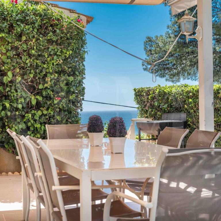 Luxury Sea View Villa with Pool & Terrace REMS - Villa - 28